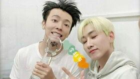 娱乐圈八卦吃瓜爆料恋爱,明星情侣甜蜜恋情曝光,甜蜜瞬间引网友热议 第1张 娱乐圈八卦吃瓜爆料恋爱,明星情侣甜蜜恋情曝光,甜蜜瞬间引网友热议 第1张